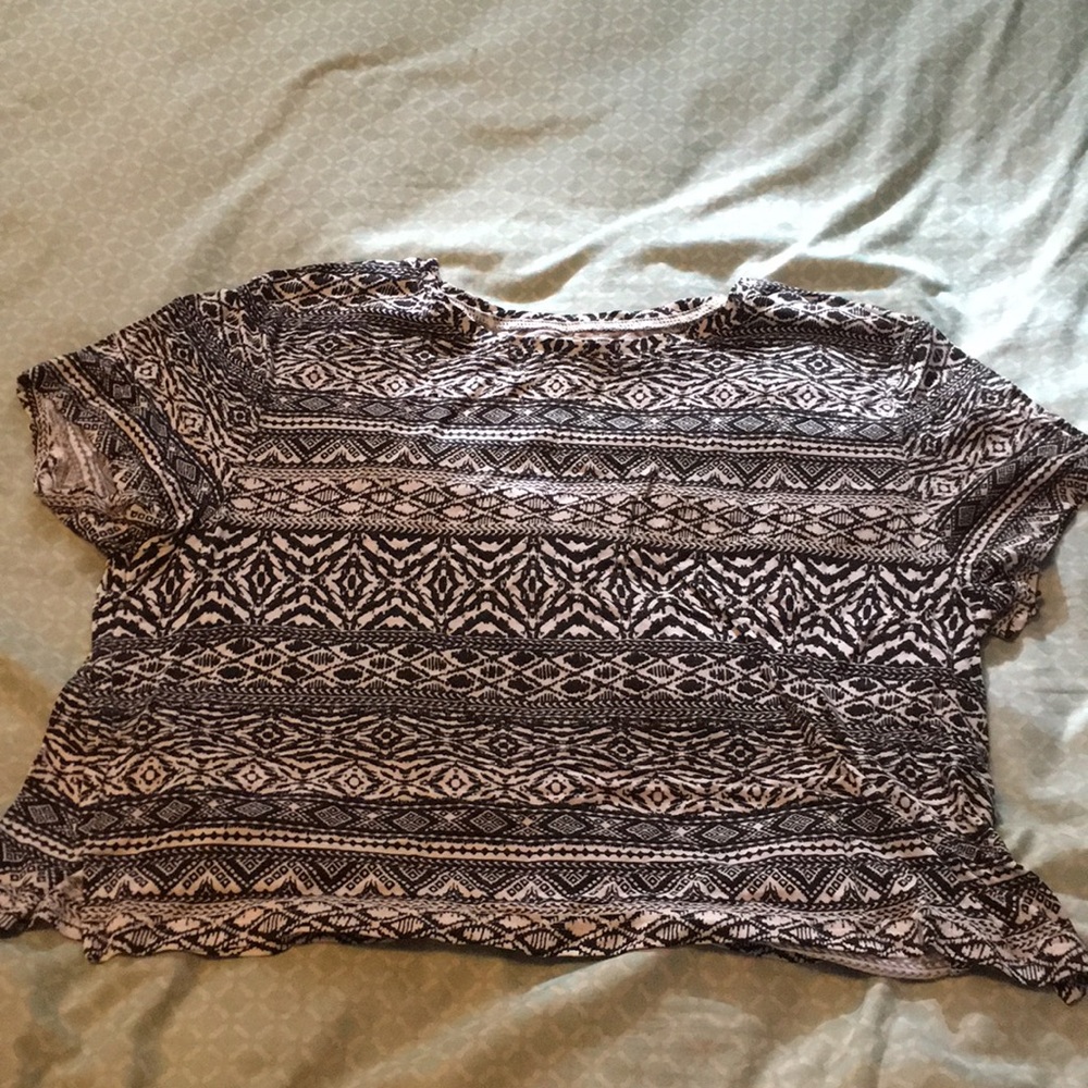 American Eagle crop top
